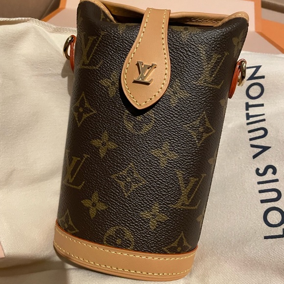 Louis Vuitton FOLD ME Pouch crossbody bag - Picture 4 of 5
